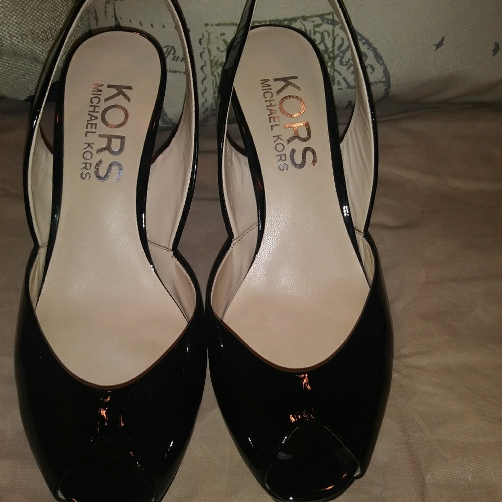 EUC Wedge MICHAEL KORS WEDGE heels